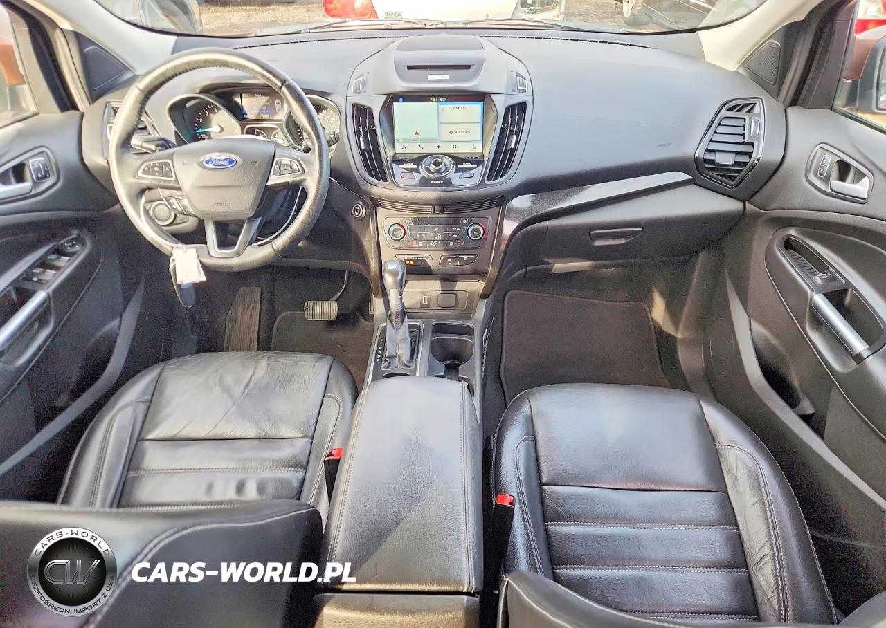 2017 Ford Escape Titanium VIN:1FMCU9J9XHUE25356 - 8