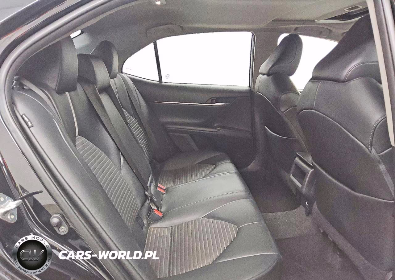 2021 Toyota Camry Se VIN:4T1G11AK0MU521313 - 10
