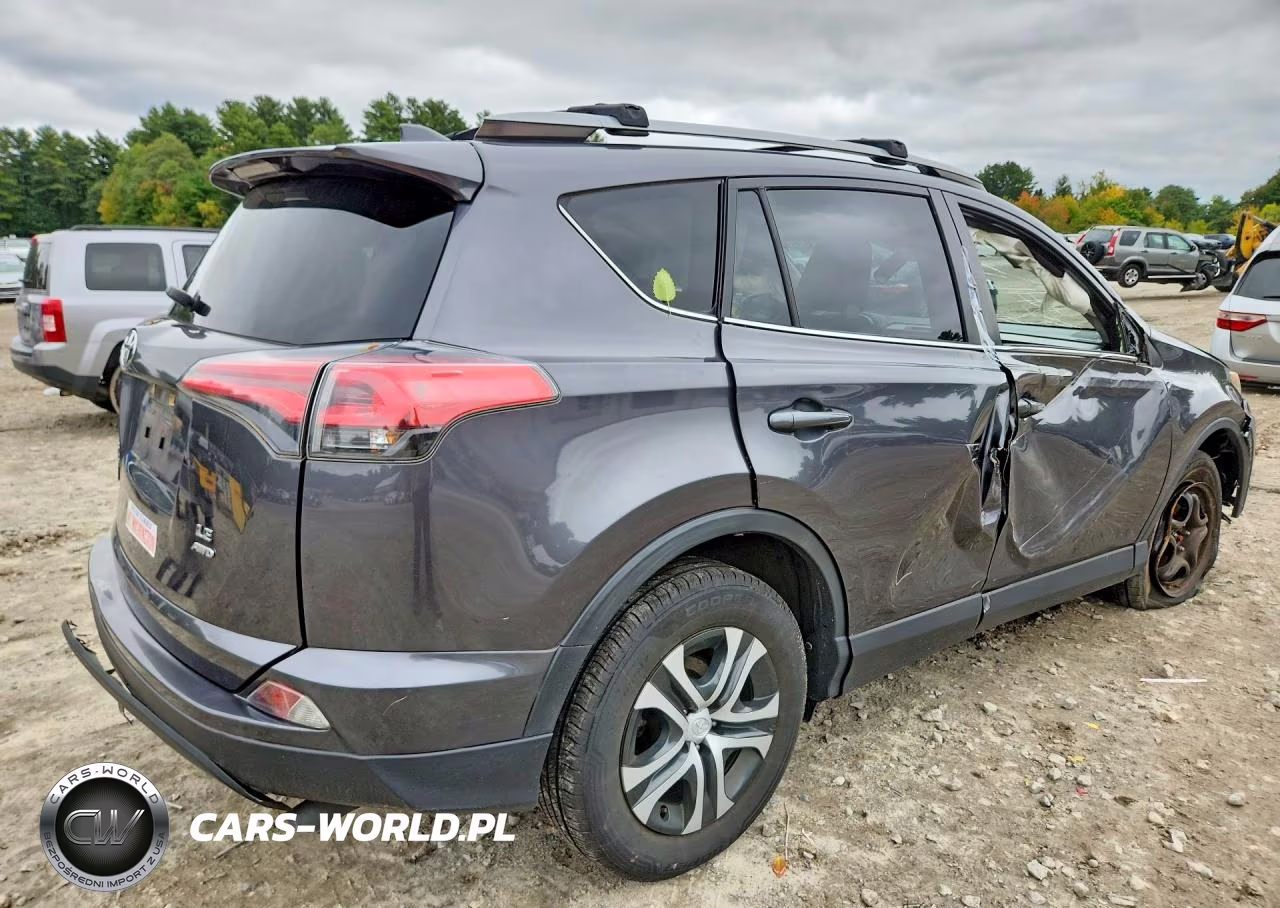 2018 Toyota Rav4 Le VIN:JTMBFREV2JJ244650 - 3