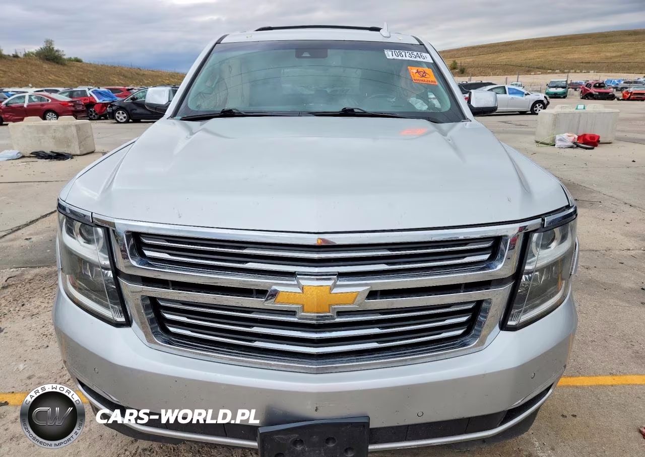 2019 Chevrolet Tahoe K1500 Premier VIN:1GNSKCKC2KR234965 - 5
