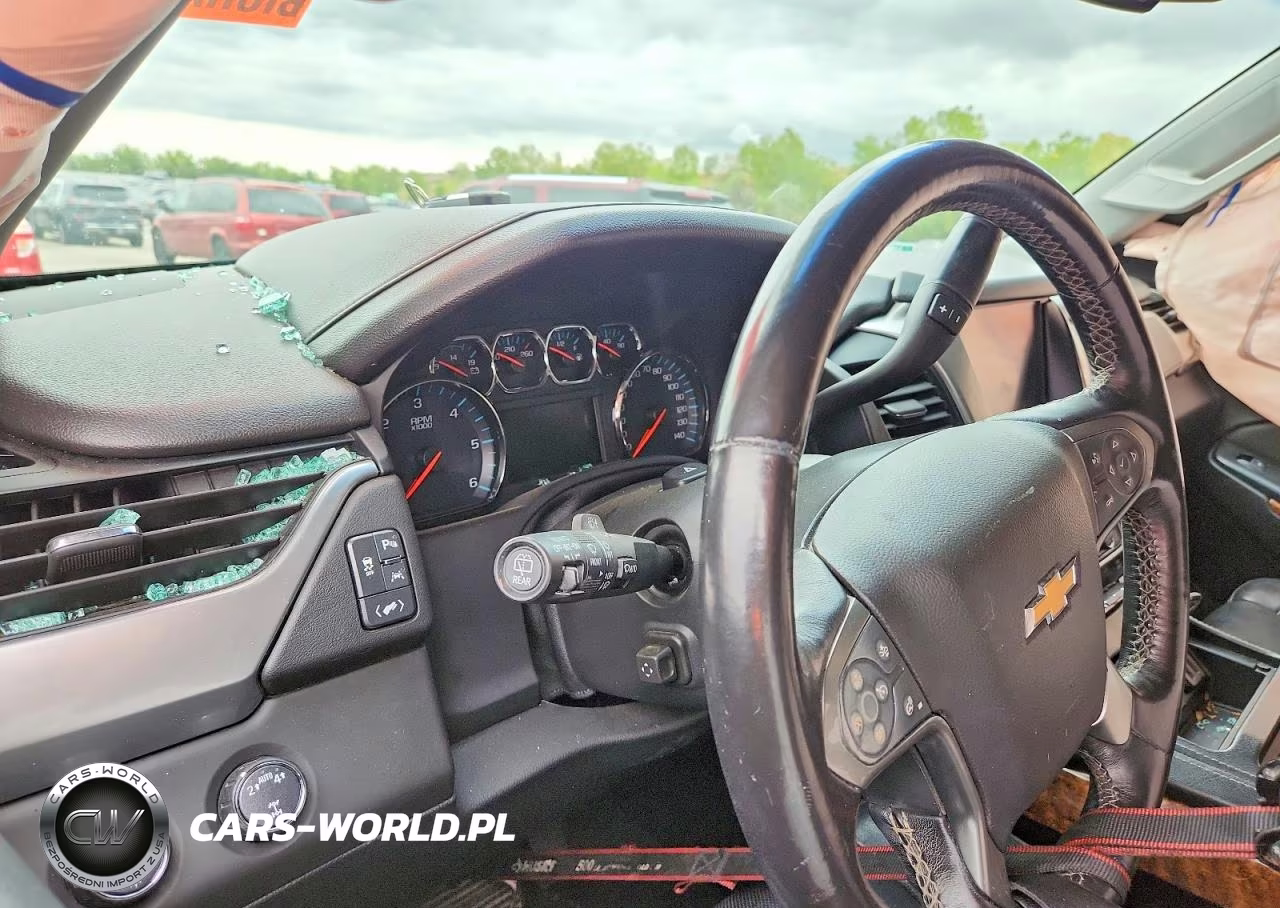 2019 Chevrolet Tahoe K1500 Premier VIN:1GNSKCKC2KR234965 - 9