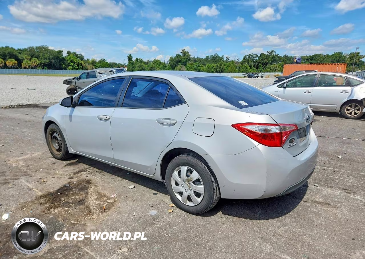 2015 Toyota Corolla L VIN:2T1BURHE9FC375630 - 2