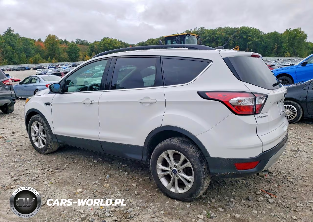 2018 Ford Escape Se VIN:1FMCU9GD9JUA75834 - 2