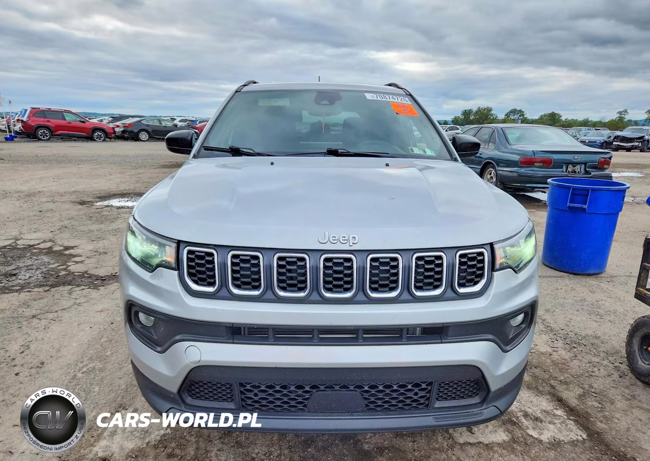 2024 Jeep Compass Latitude VIN:3C4NJDBN7RT110143 - 5