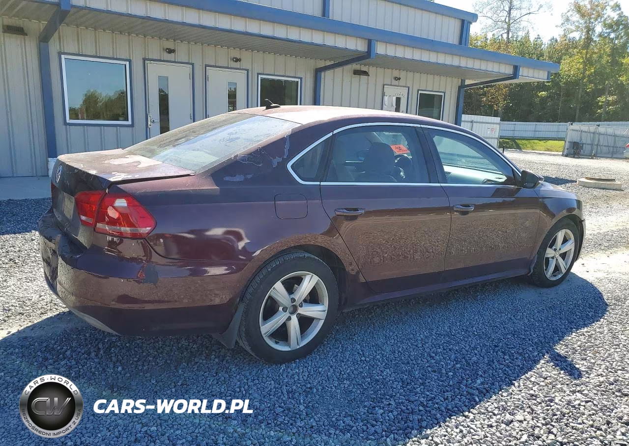 2012 Volkswagen Passat Se VIN:1VWBH7A38CC067836 - 3