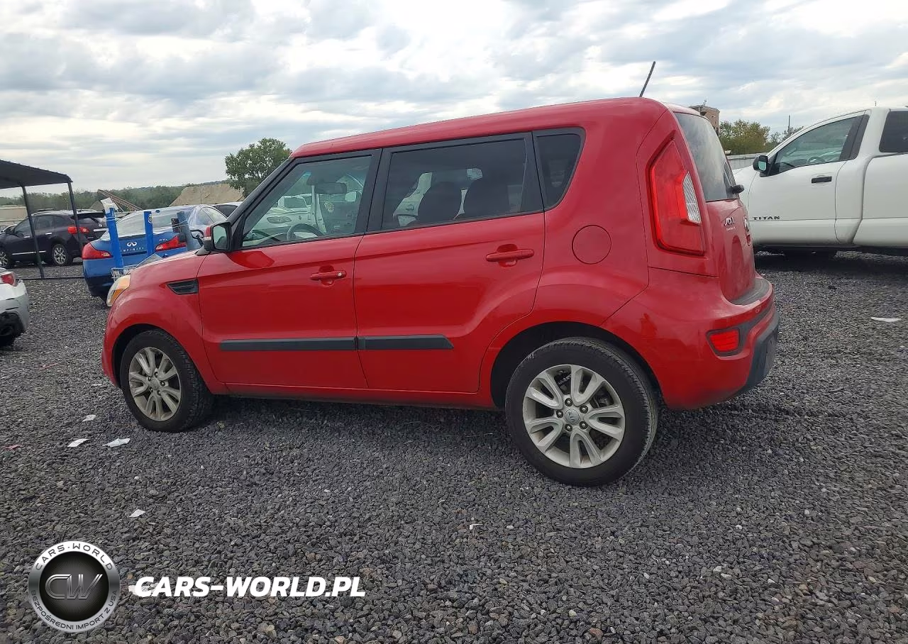 2013 Kia Soul + VIN:KNDJT2A60D7632469 - 2