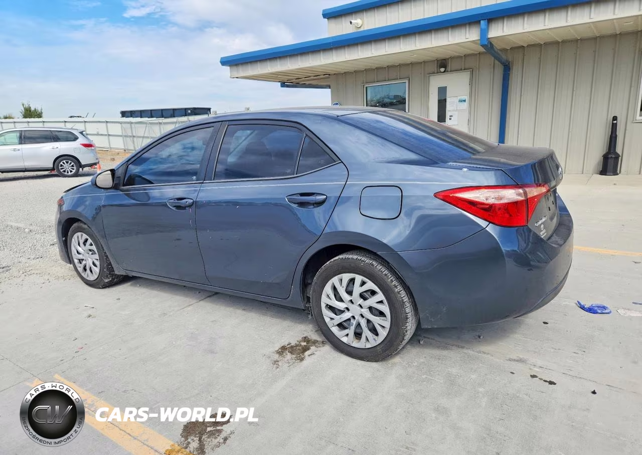 2017 Toyota Corolla Le VIN:2T1BURHE2HC850389 - 2