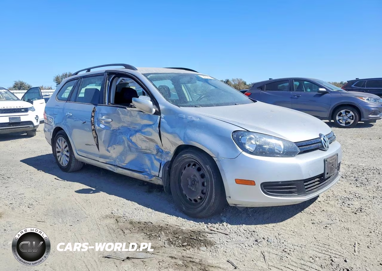 2014 Volkswagen Jetta S VIN:3VWKP7AJ8EM617328 - 4