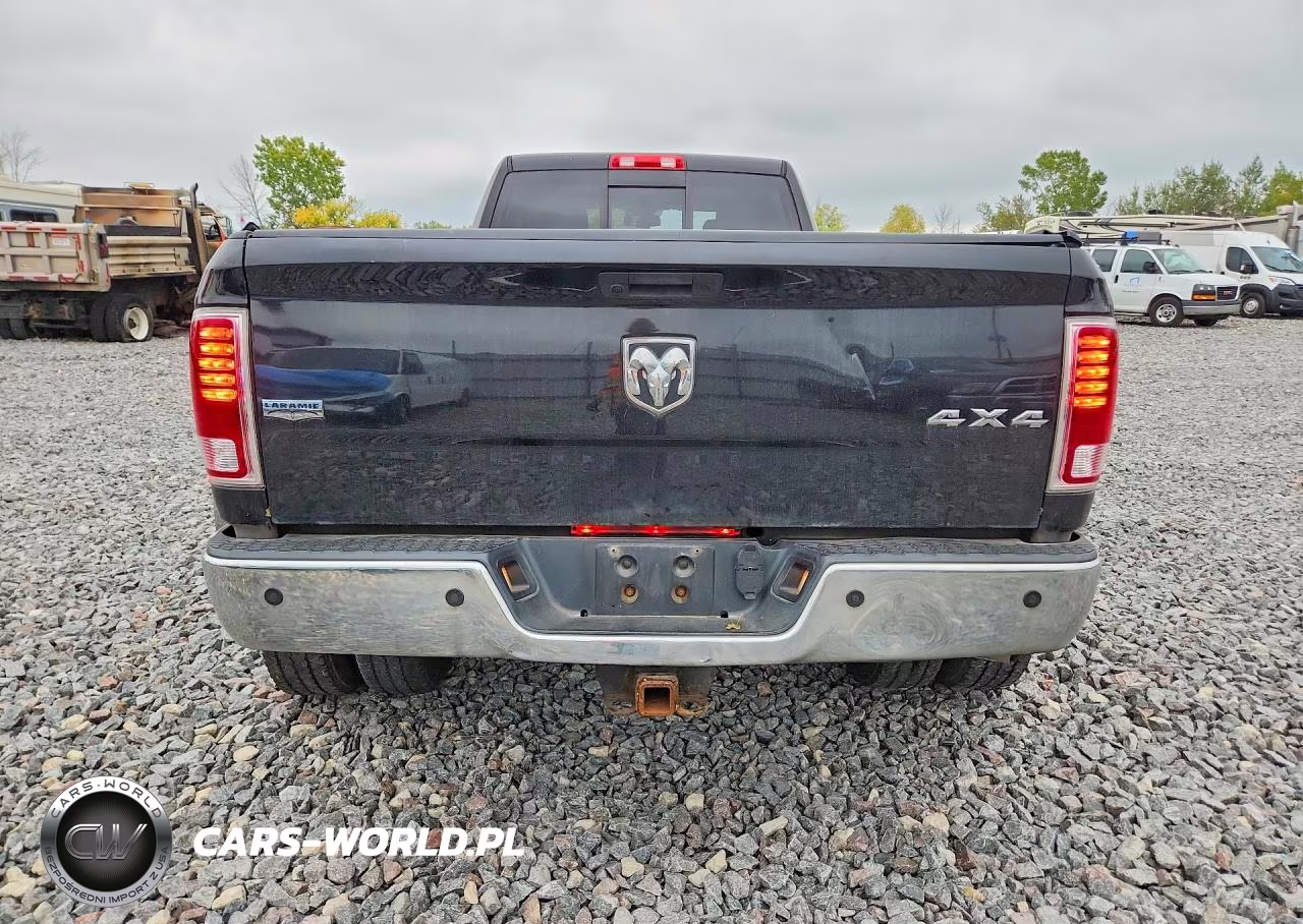 2015 Ram 3500 Laramie VIN:3C63RRJL9FG550633 - 6