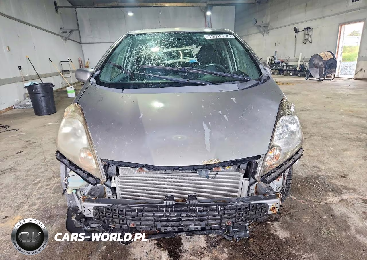 2010 Honda Fit Sport VIN:JHMGE8H46AS015516 - 5