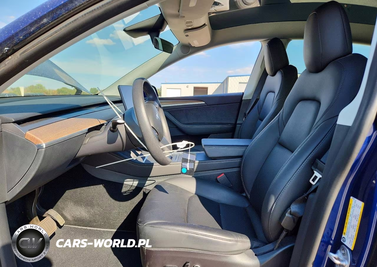 2023 Tesla Model Y VIN:7SAYGDEE8PF639140 - 7