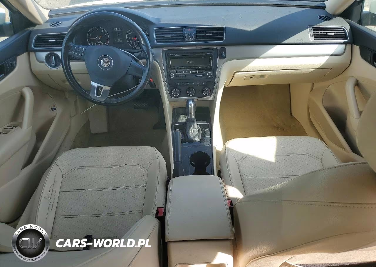2014 Volkswagen Passat S VIN:1VWAT7A32EC110211 - 8