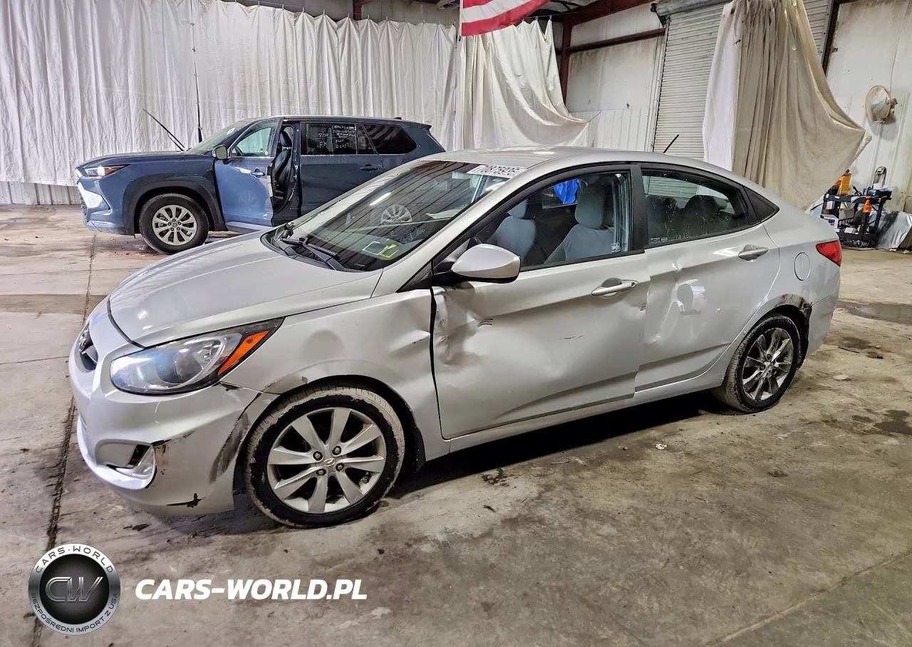 2013 Hyundai Accent Gls – zdjęcie 1 z 12