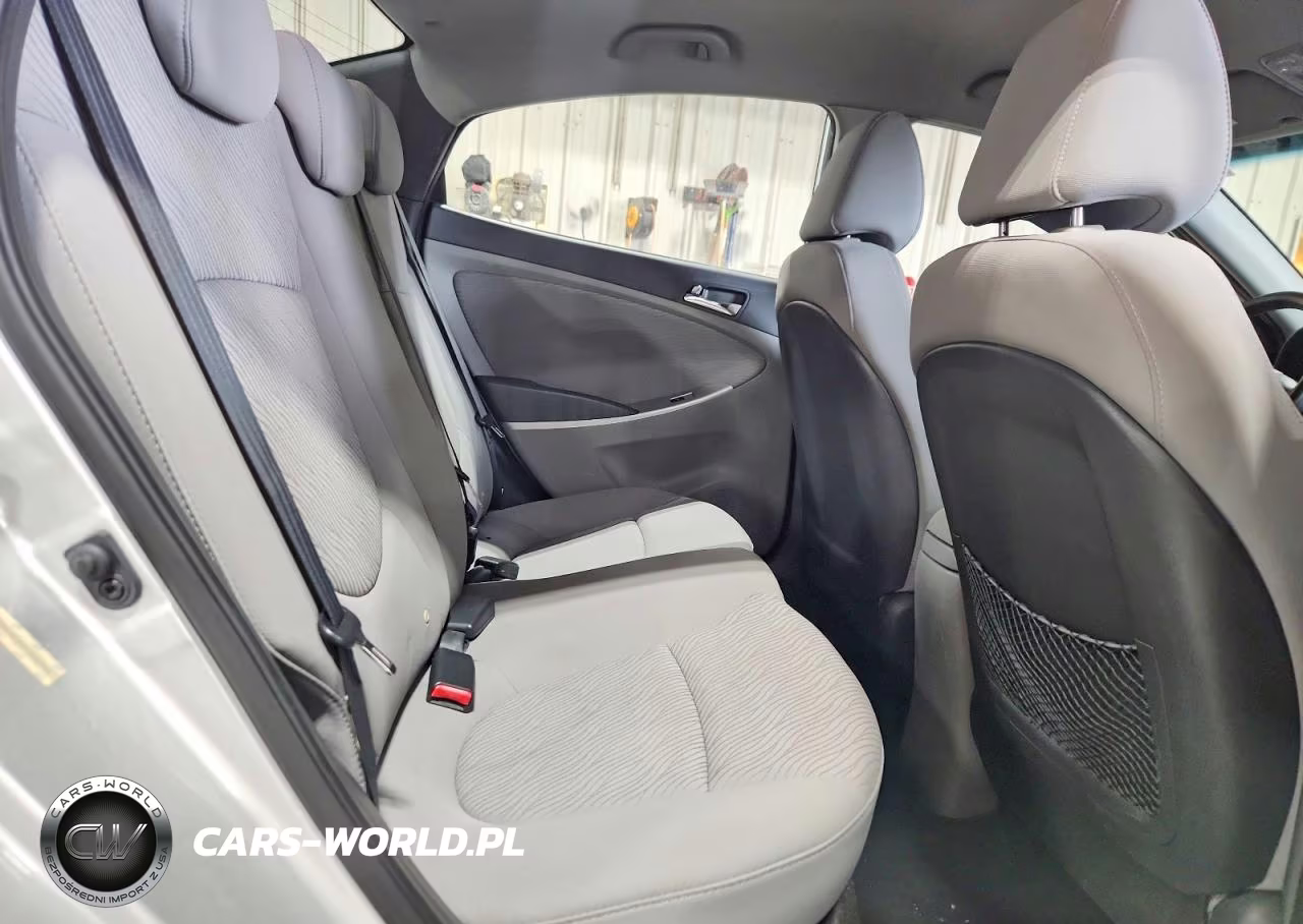 2013 Hyundai Accent Gls VIN:KMHCU4AE6DU320744 - 10