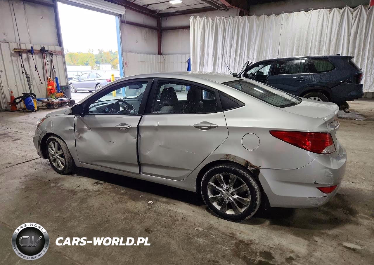2013 Hyundai Accent Gls VIN:KMHCU4AE6DU320744 - 2
