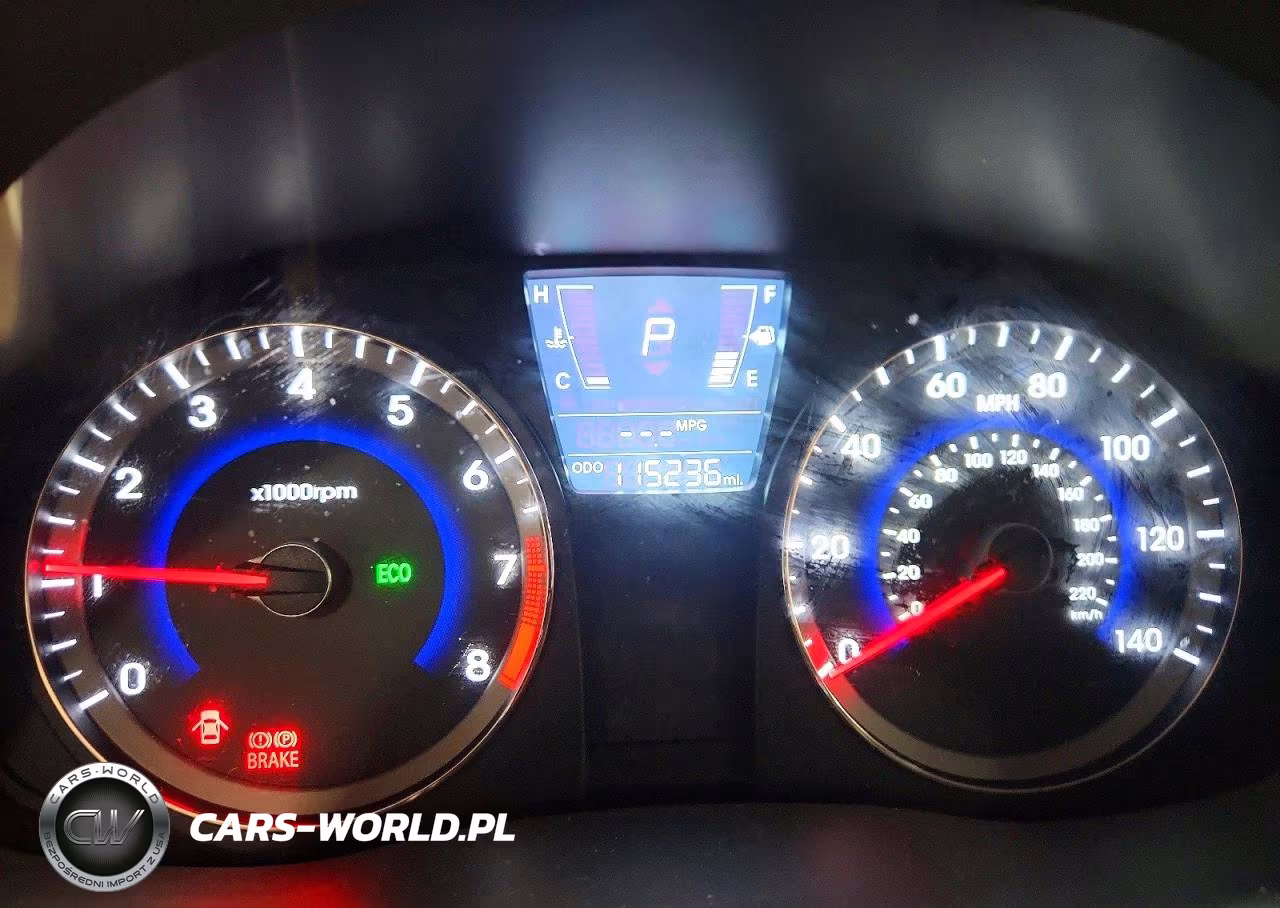 2013 Hyundai Accent Gls VIN:KMHCU4AE6DU320744 - 9