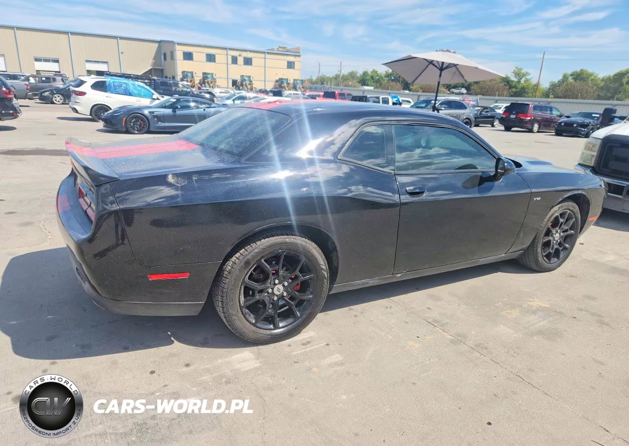 2018 Dodge Challenger Gt VIN:2C3CDZGG5JH252739 - 3