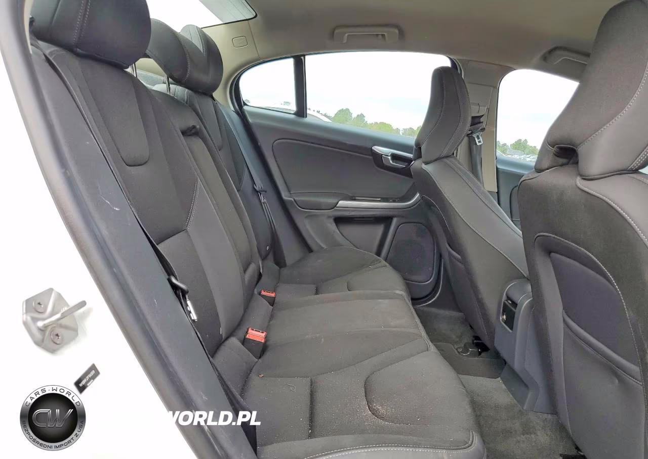 2015 Volvo S60 VIN:YV126MFJ7F1343058 - 10