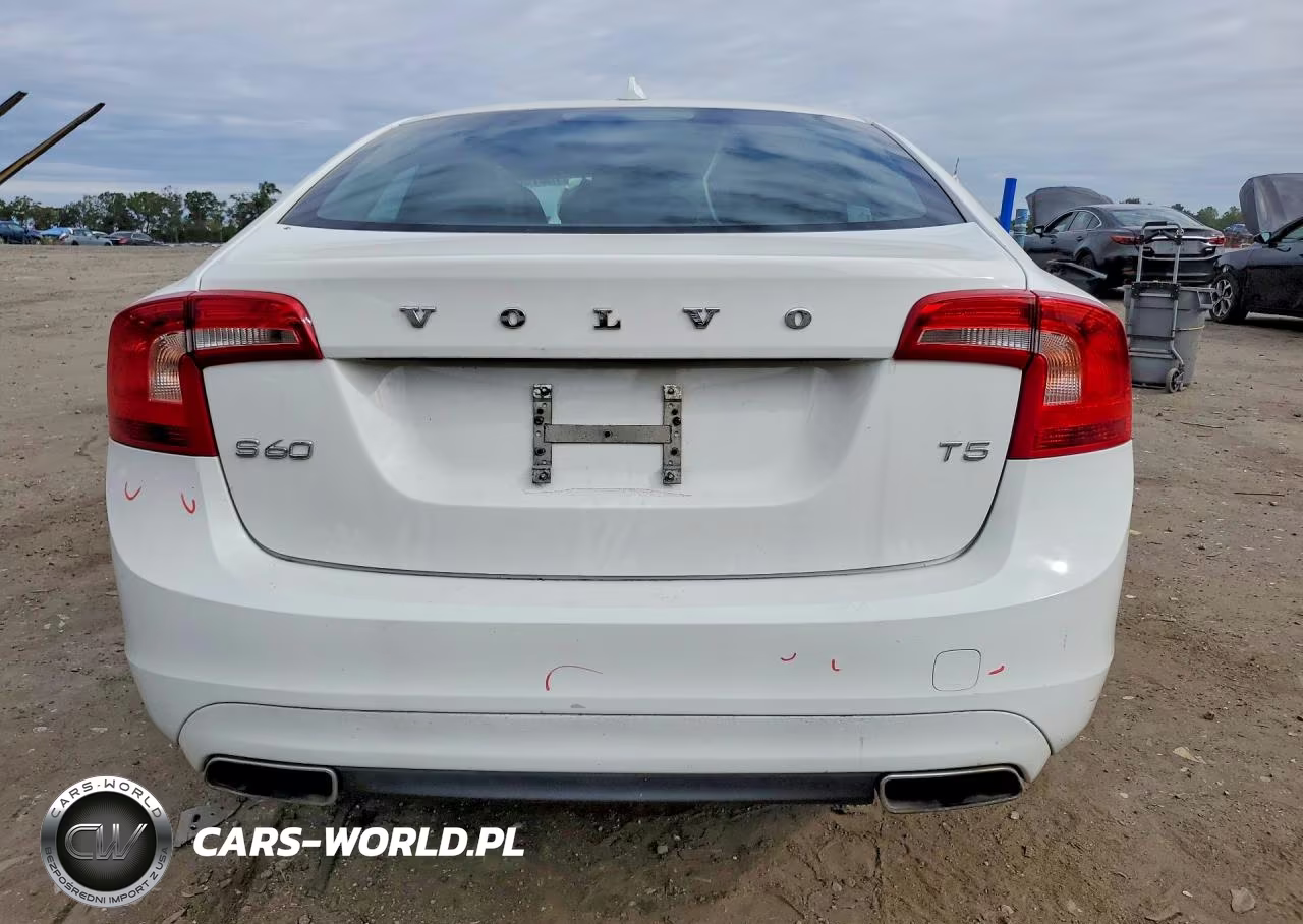 2015 Volvo S60 VIN:YV126MFJ7F1343058 - 6