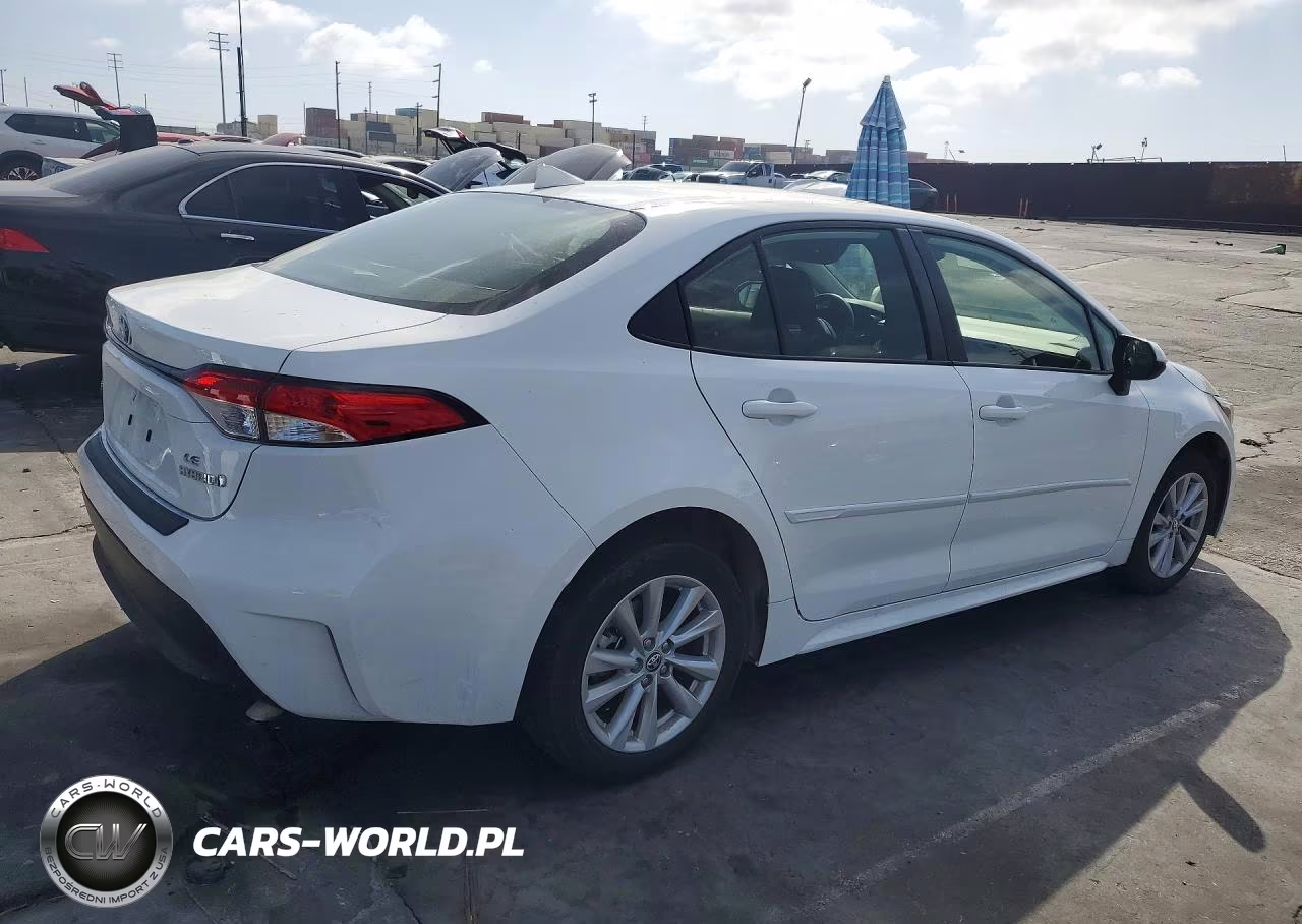 2024 Toyota Corolla Hybrid Le VIN:JTDBCMFE3R3060327 - 3