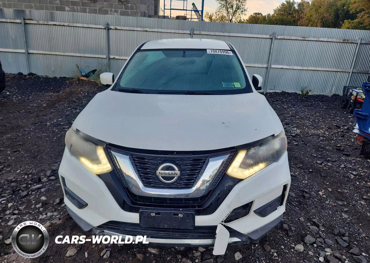 2018 Nissan Rogue S VIN:5N1AT2MV1JC717936 - 5