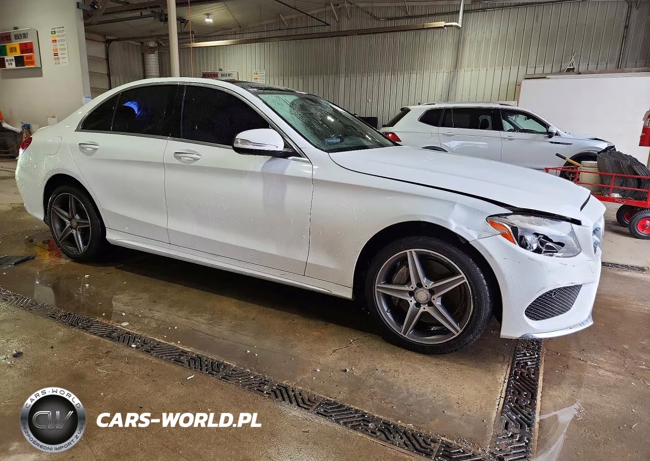 2015 Mercedes-Benz C 300 4Matic VIN:55SWF4KB0FU039257 - 4