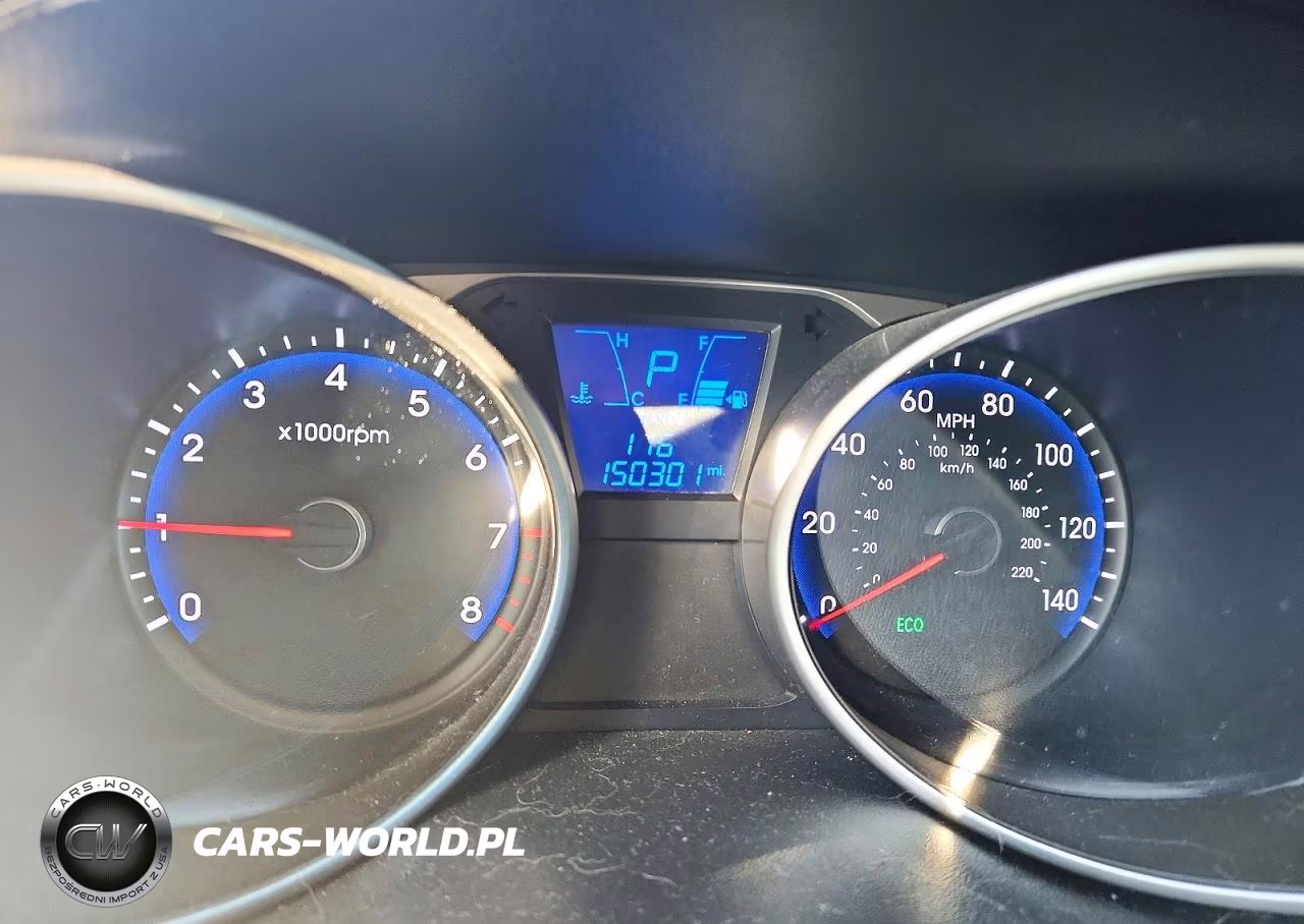2012 Hyundai Tucson Limited VIN:KM8JU3AC2CU357952 - 9