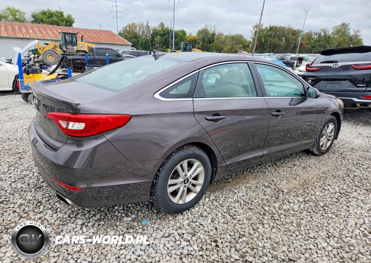 2015 Hyundai Sonata Se VIN:5NPE24AF1FH255794 - 3