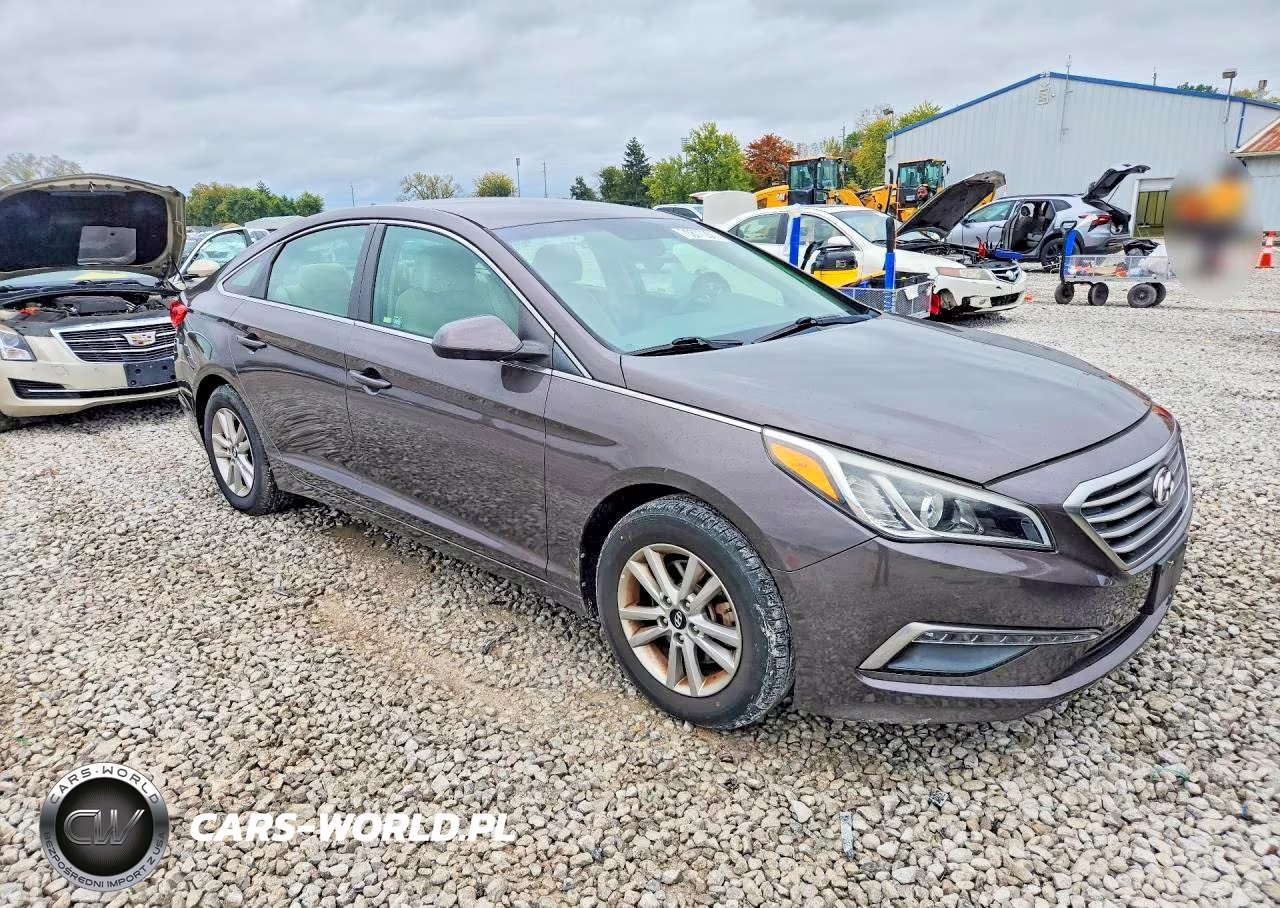 2015 Hyundai Sonata Se VIN:5NPE24AF1FH255794 - 4