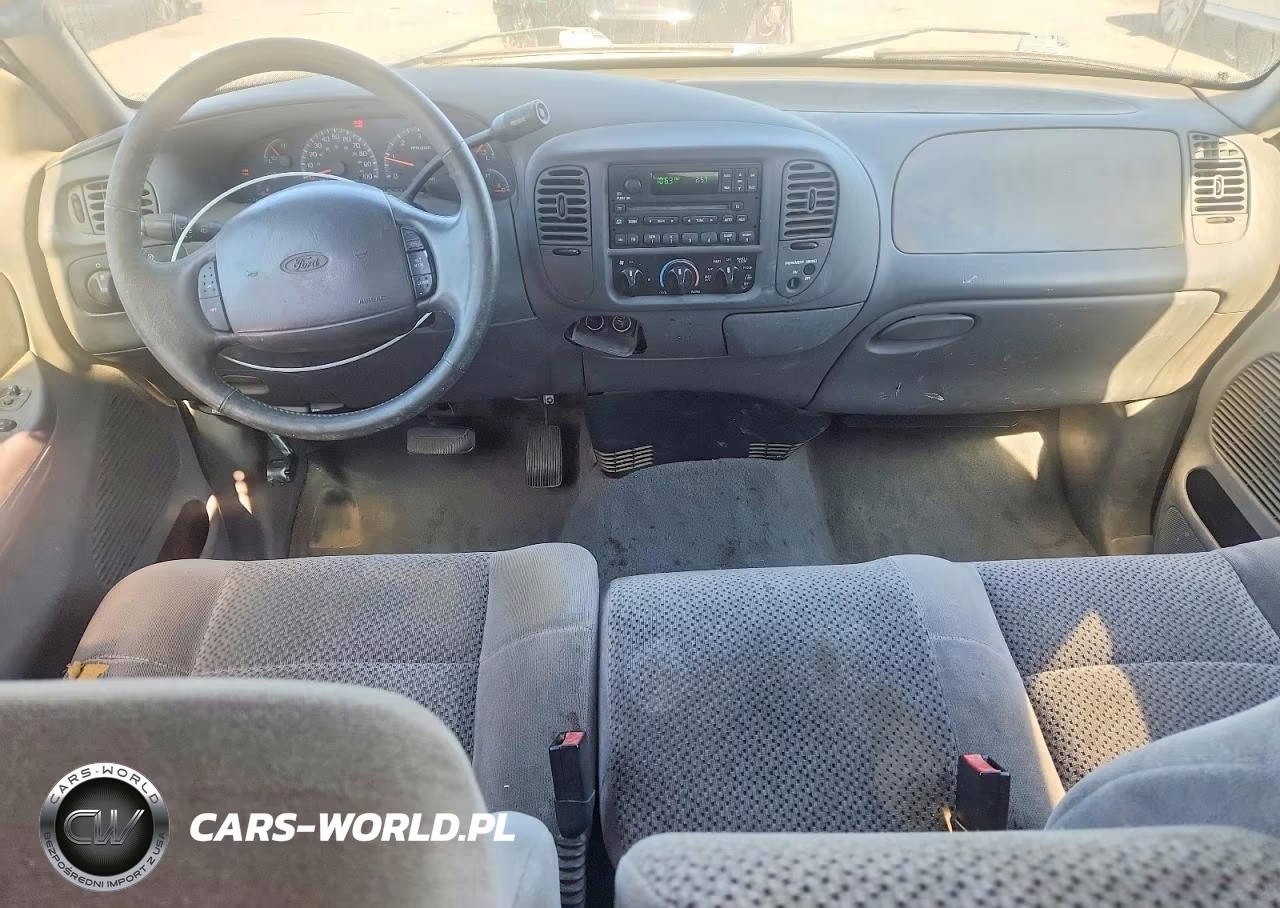 2002 Ford F150 VIN:1FTRX17L42NA70504 - 8