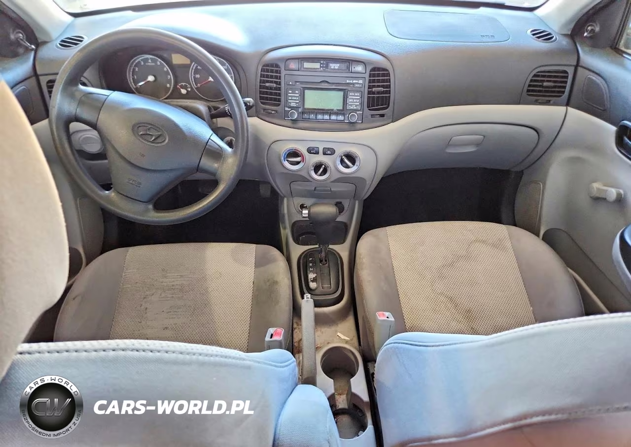 2010 Hyundai Accent Gls VIN:KMHCN4AC7AU399462 - 8