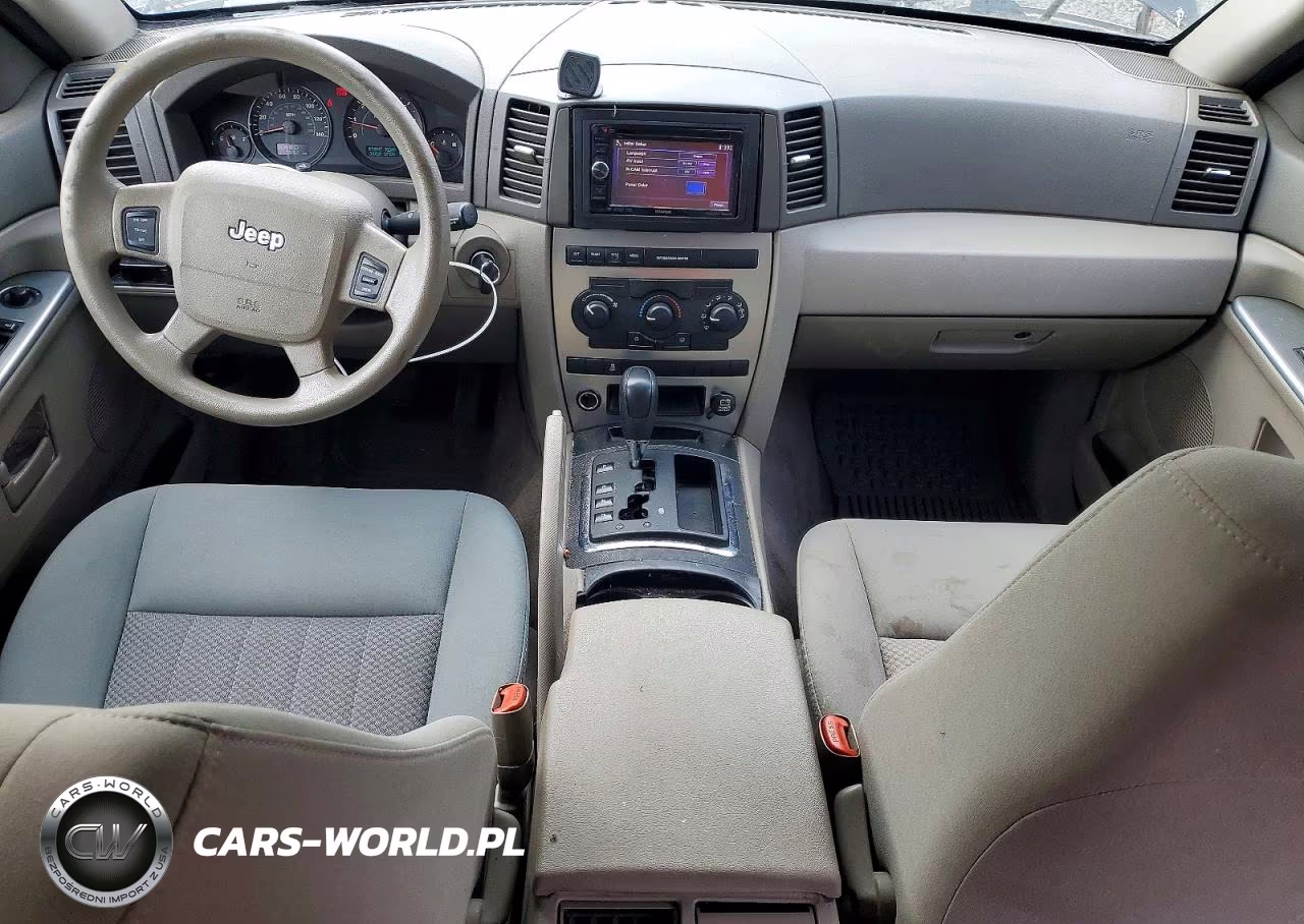2005 Jeep Grand Cherokee Laredo VIN:1J4GR48K65C644037 - 8