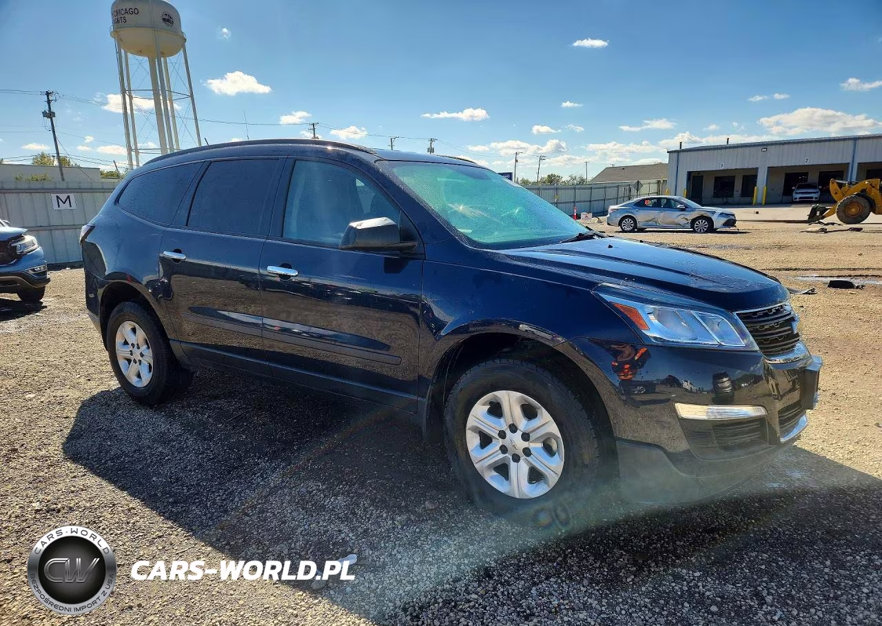 2017 Chevrolet Traverse Ls VIN:1GNKRFED8HJ213899 - 4