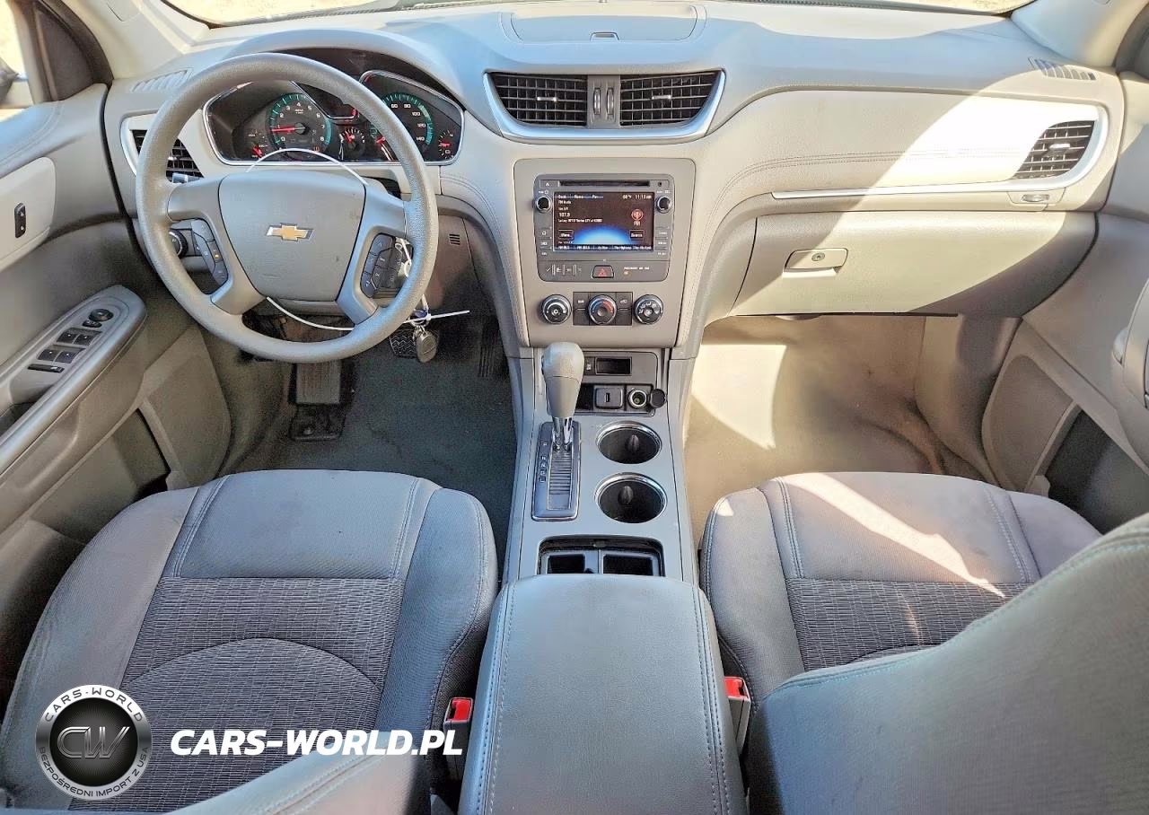 2017 Chevrolet Traverse Ls VIN:1GNKRFED8HJ213899 - 8