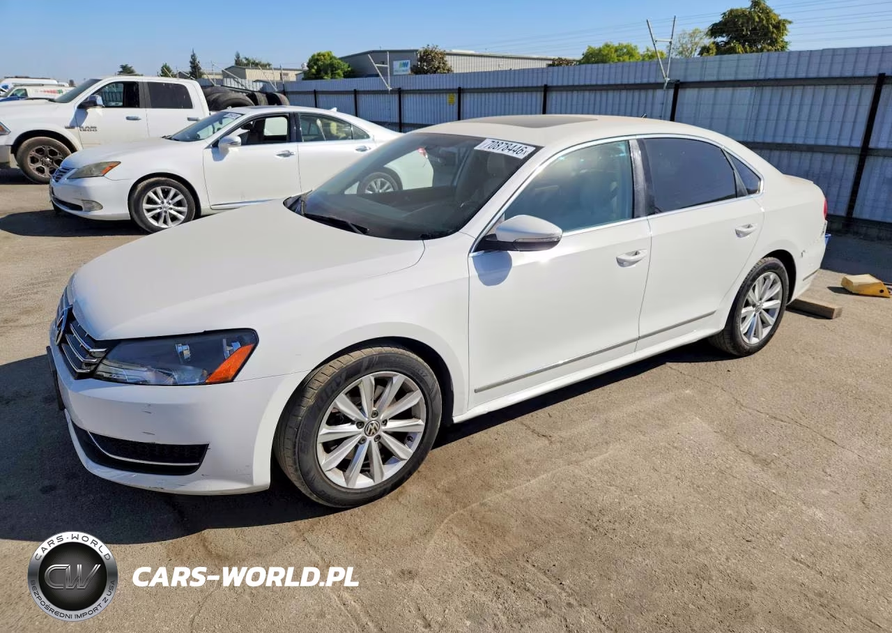 2012 Volkswagen Passat Sel