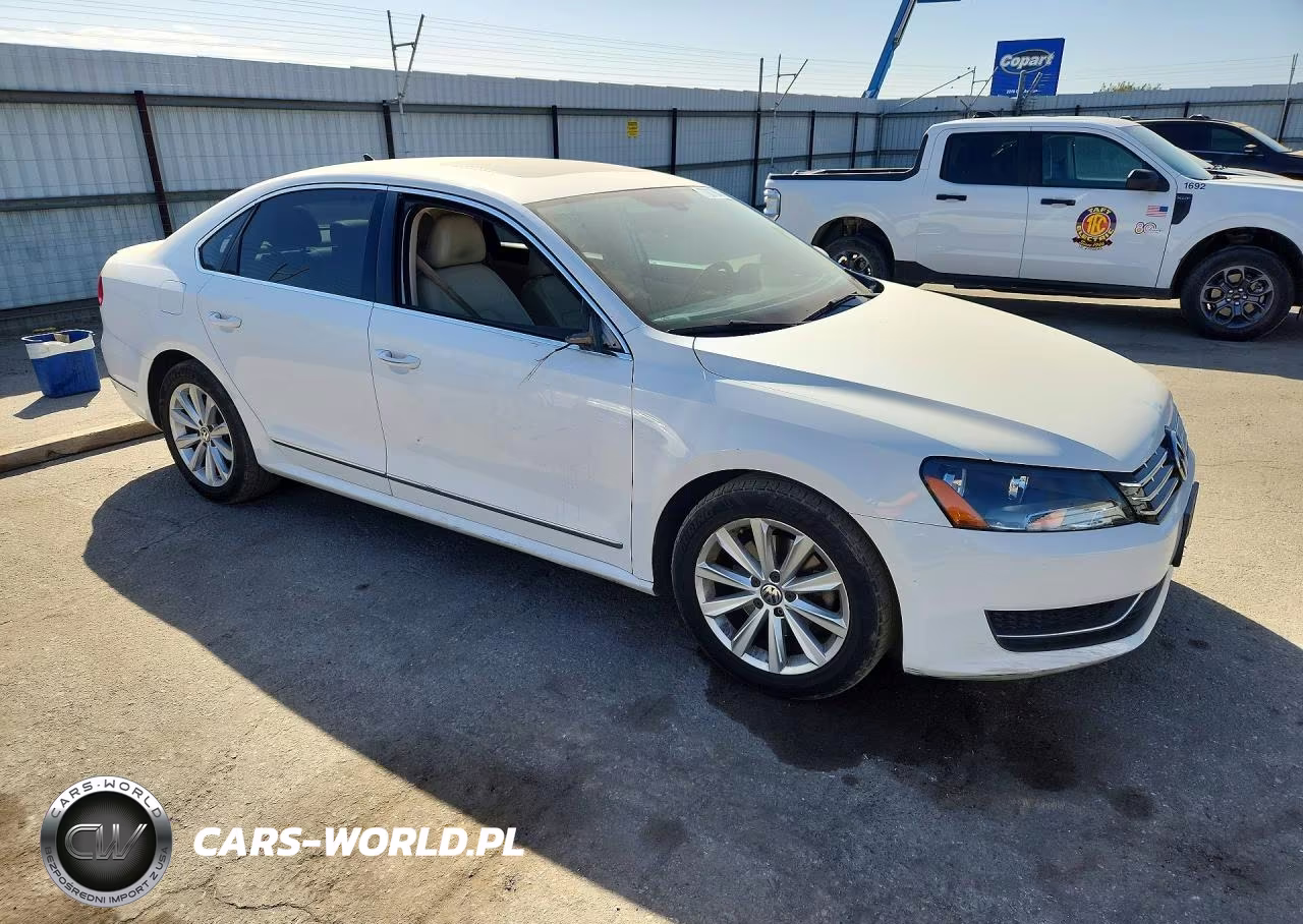 2012 Volkswagen Passat Sel VIN:1VWCP7A38CC065611 - 4