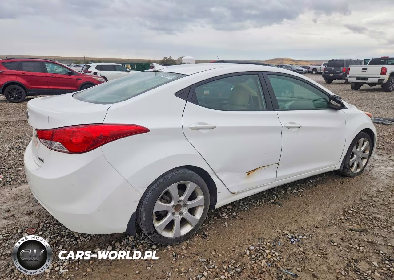 2013 Hyundai Elantra Limited VIN:5NPDH4AEXDH244453 - 3