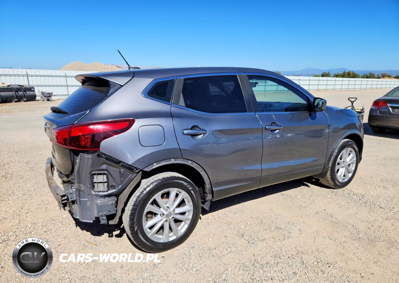 2017 Nissan Rogue Sport S VIN:JN1BJ1CP9HW035779 - 3