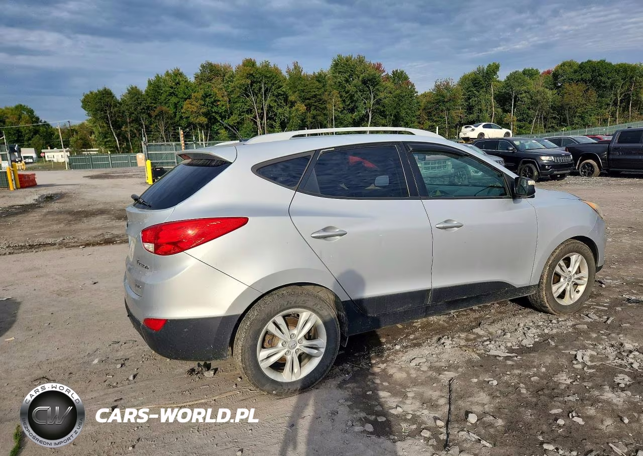 2012 Hyundai Tucson Gls VIN:KM8JUCAC9CU473794 - 3
