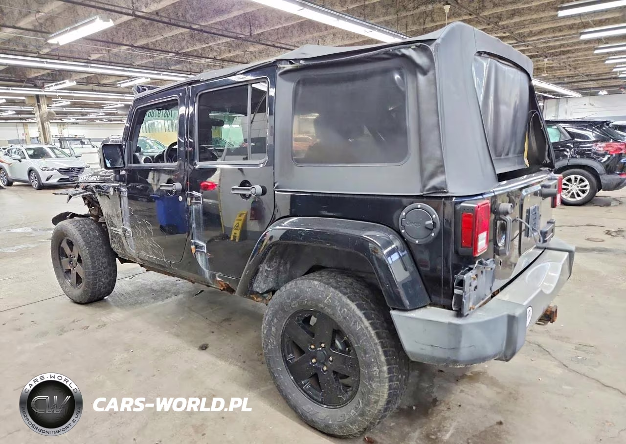 2008 Jeep Wrangler Unlimited Sahara VIN:1J4GA59138L503899 - 2