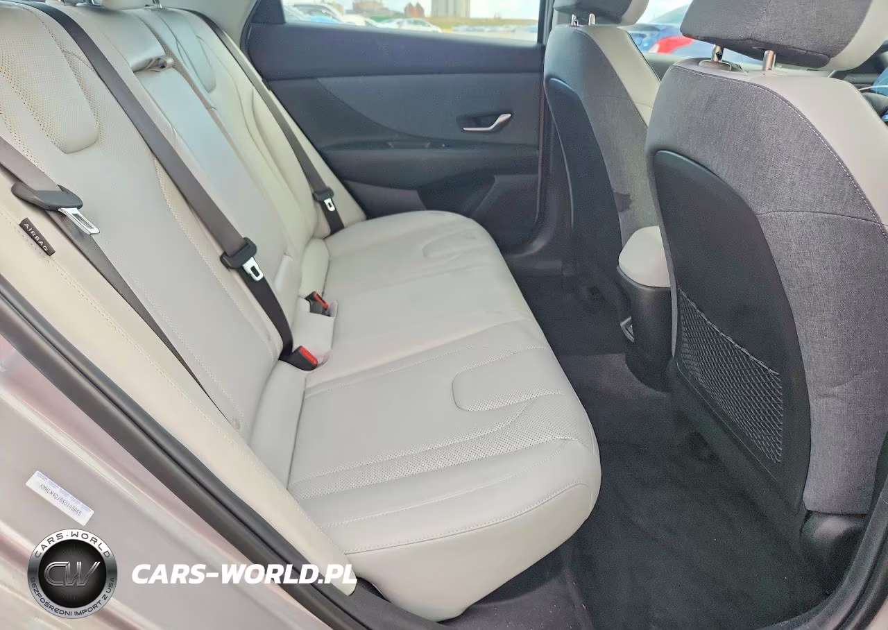 2025 Hyundai Elantra Limited VIN:KMHLN4DJ8SU143665 - 10