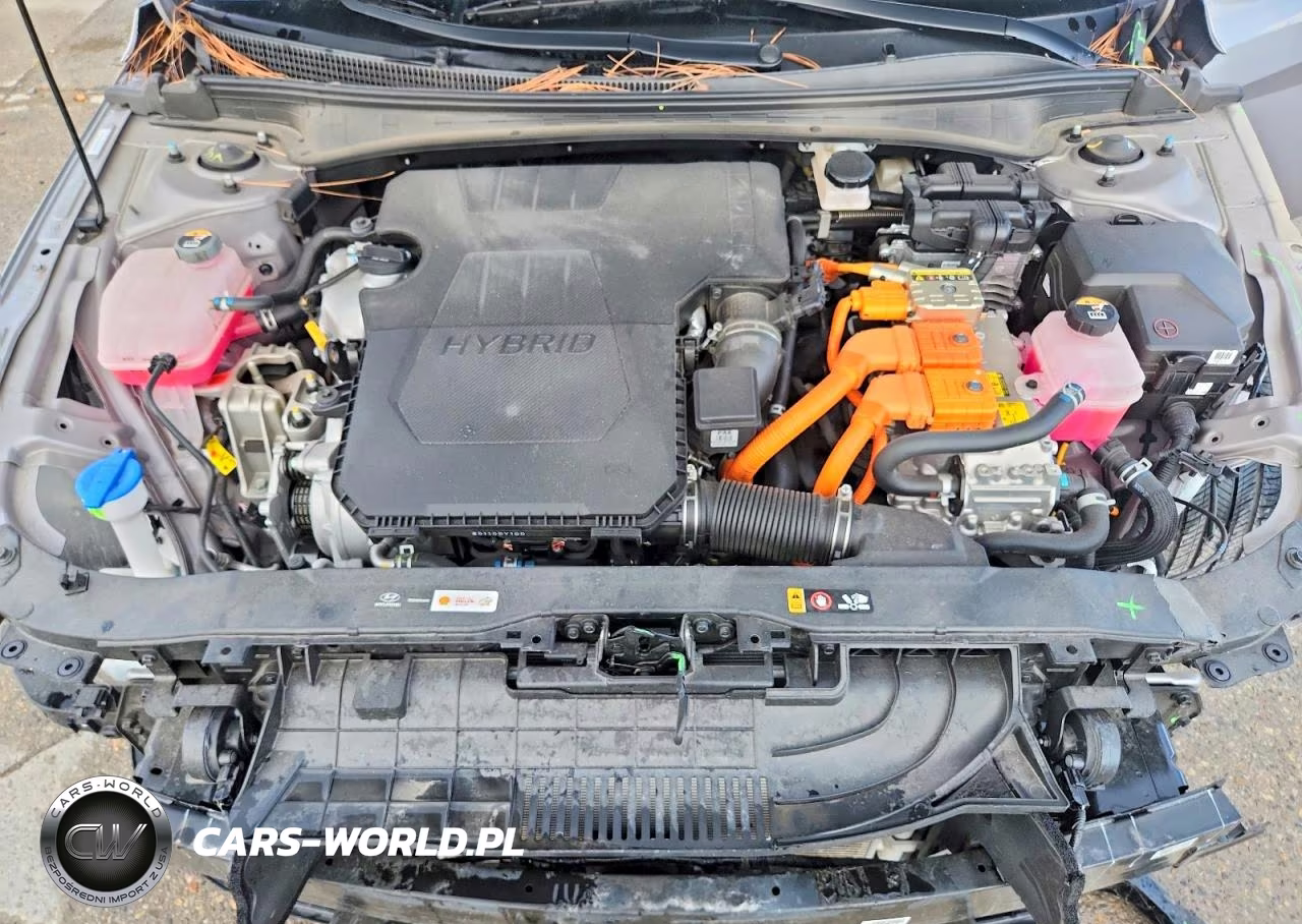 2025 Hyundai Elantra Limited VIN:KMHLN4DJ8SU143665 - 11