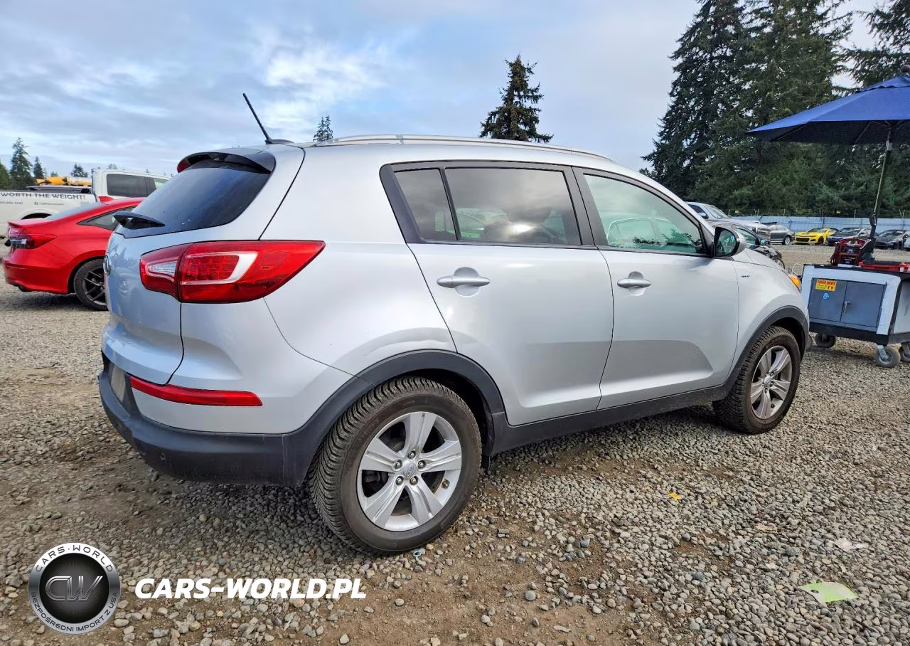 2011 Kia Sportage Lx VIN:KNDPBCA20B7080713 - 3