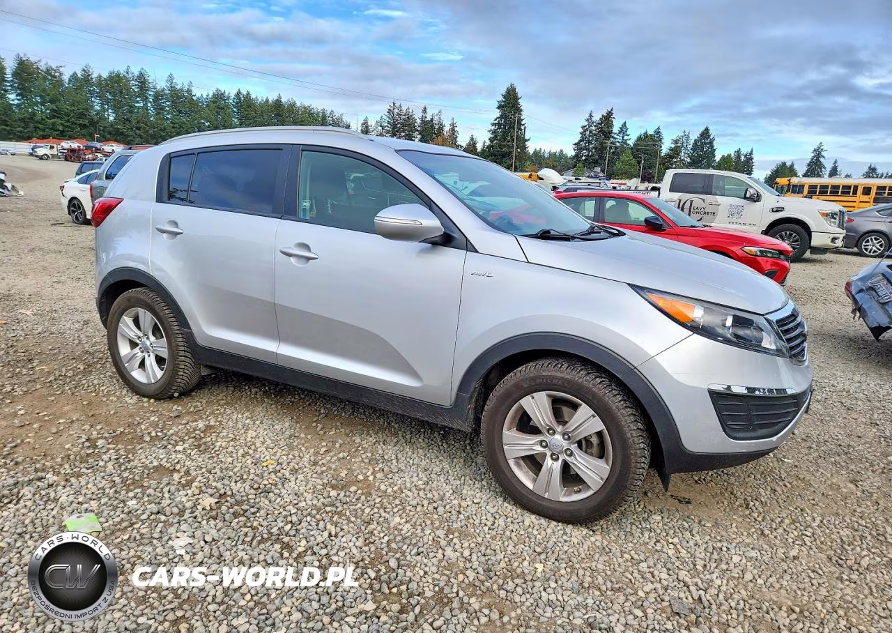 2011 Kia Sportage Lx VIN:KNDPBCA20B7080713 - 4