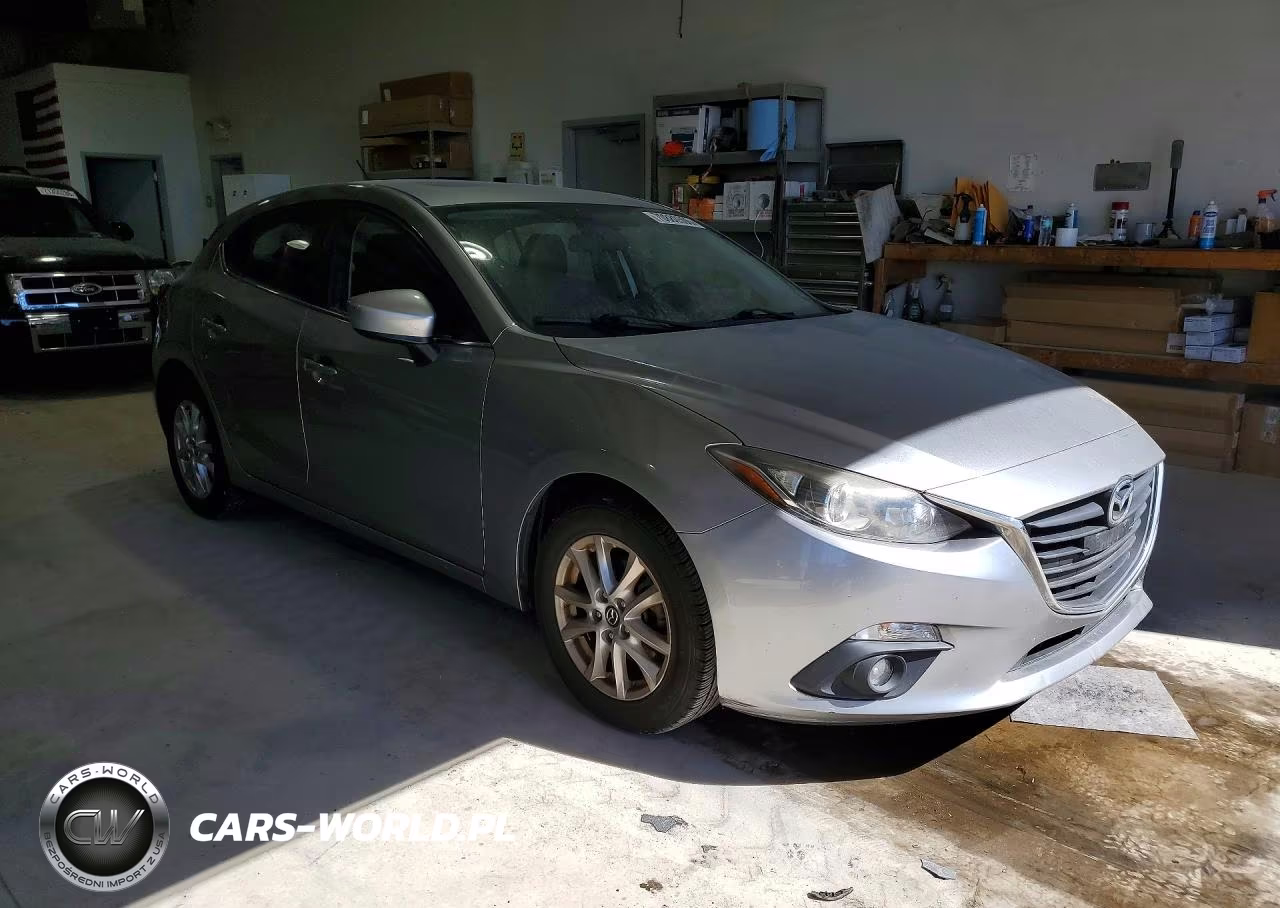 2016 Mazda 3 Touring VIN:JM1BM1L79G1307702 - 4