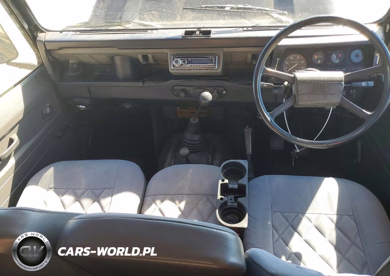1997 Land Rover Defender 110 1St Edition VIN:SALLDHM67TA997584 - 8