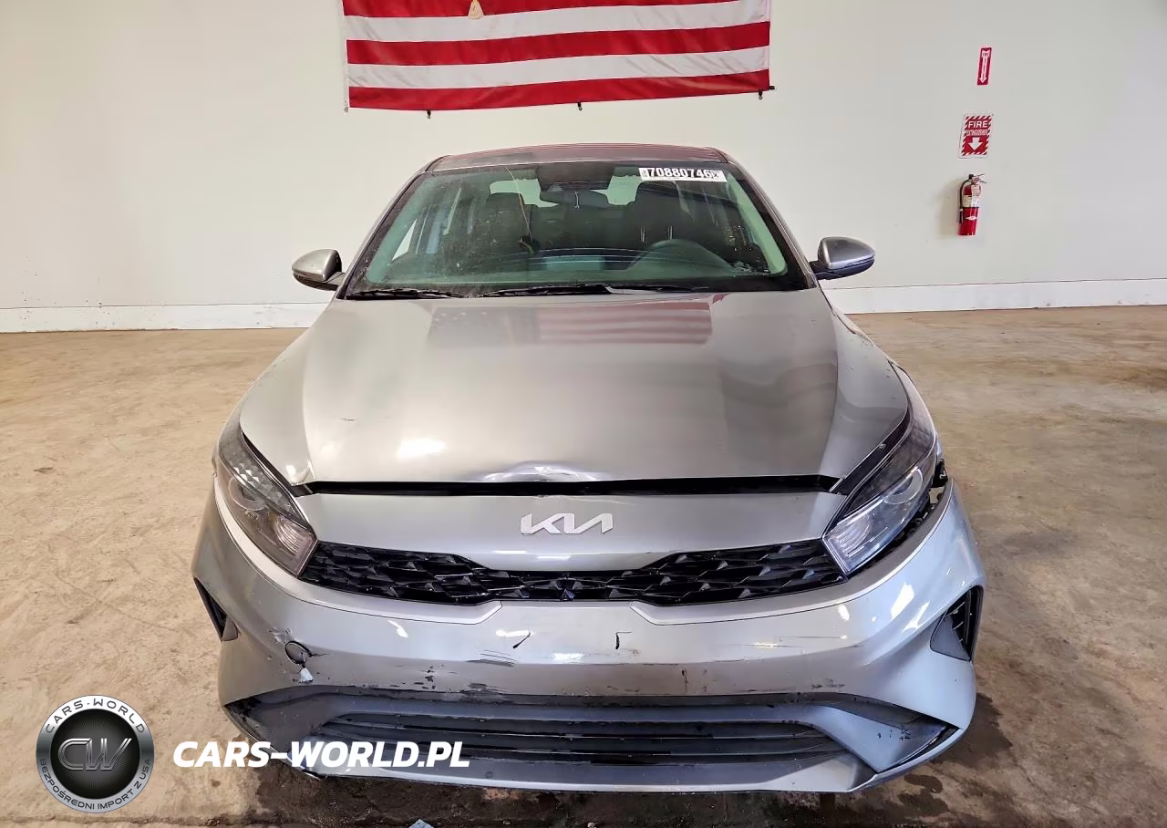 2023 Kia Forte Lxs VIN:3KPF24AD6PE571040 - 5