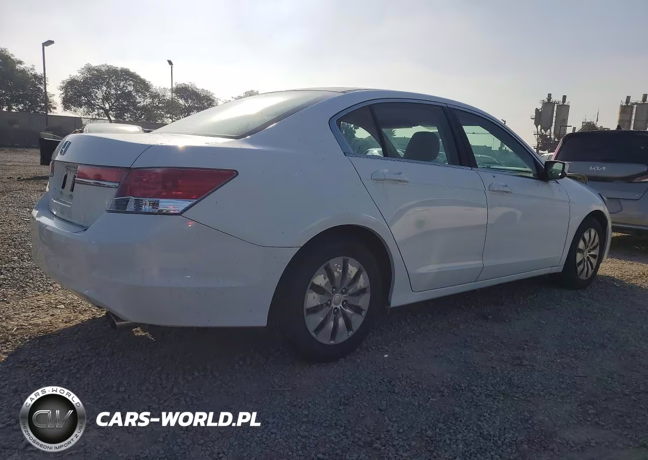 2012 Honda Accord Lx VIN:1HGCP2F3XCA075973 - 3