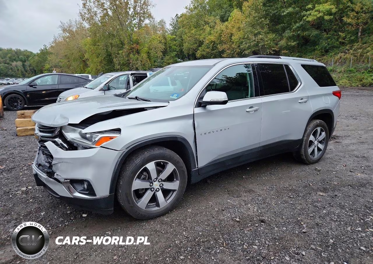 2018 Chevrolet Traverse Lt