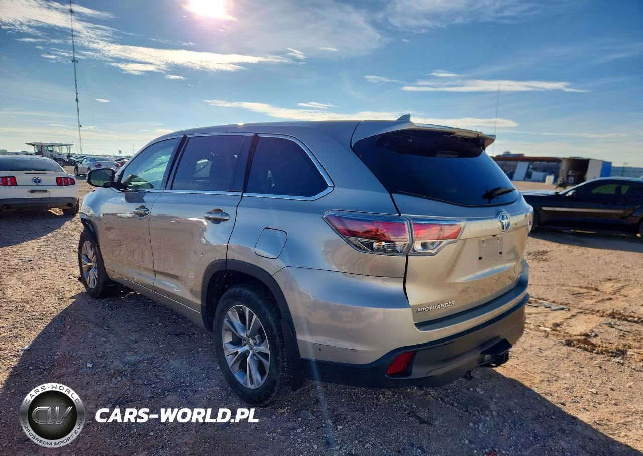 2015 Toyota Highlander Le Plus VIN:5TDBKRFH3FS109076 - 2